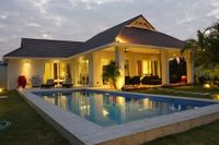 Hua Hin BAAN PHU THARA Thailand Villa Pool Haus Swimmingpool Poolvilla Resort Front